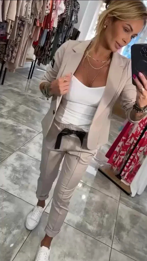 Traje ginebrino (chaqueta + pantalón)